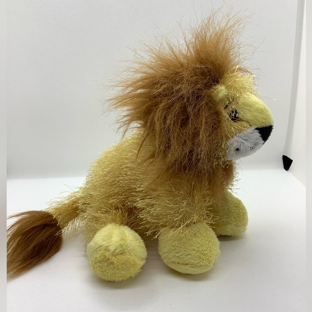 GANZ Webkinz HM006 Lion Plush Stuffed Animal Toy No Code